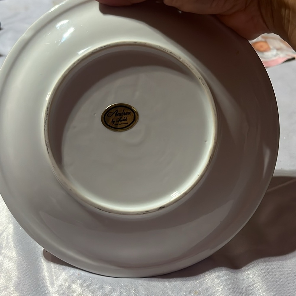 Lemons on a 7.5” Plate Andrea by SADEK Decorative Thailand Never Used - Picture 4 of 5